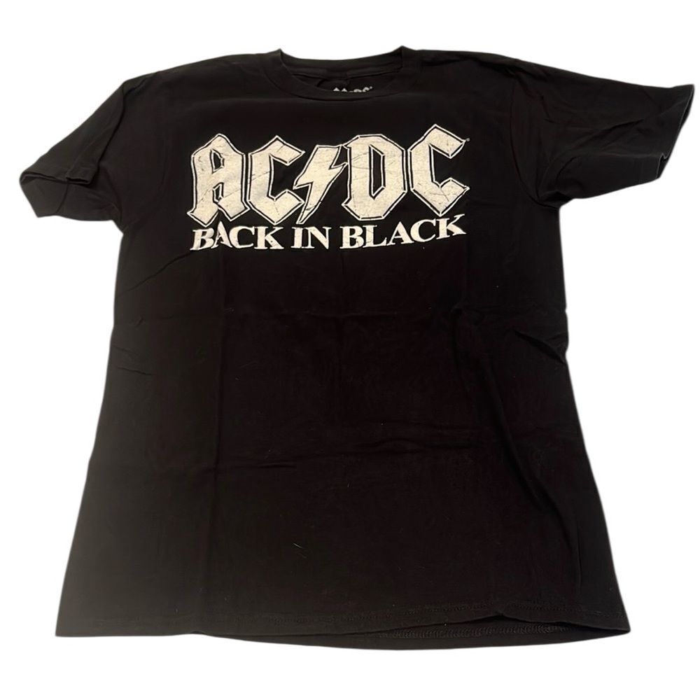 AC/DC Back in Black distressed size small short sleeve T-Shirt EUC
